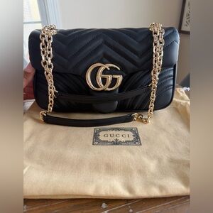 Gucci GG Marmont Black Leather Shoulder Bag with Gold Chain
